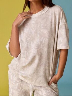 Papermoon Ribbed Relaxed Fit Camo Top